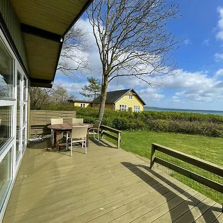 Summer House At Hvidbjerg Beach With Sea View Feriehus *