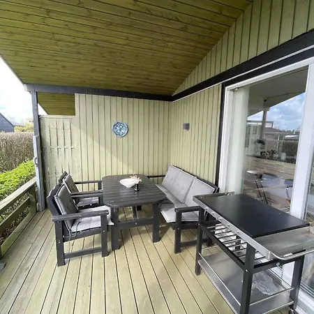 Summer House At Hvidbjerg Beach With Sea View Hébergement de vacances *